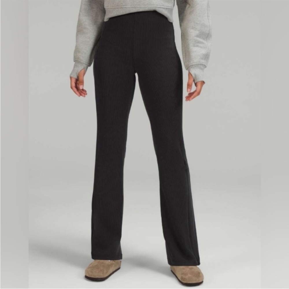 NWT Lululemon Brushed Softstreme Ribbed Zip Flared Pant 32.5" Black 4